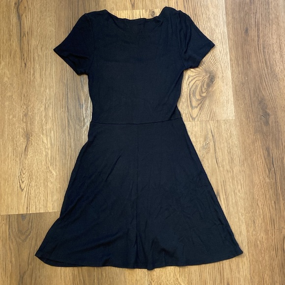 3 for $15! Forever 21 Dress - Picture 3 of 3